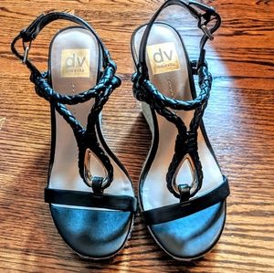 Black sandal platform shoes